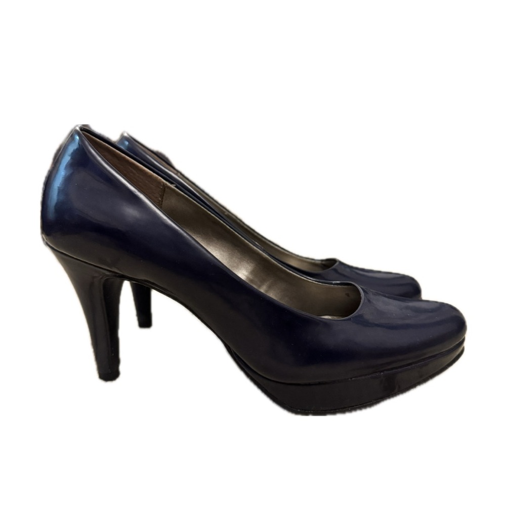 Navy Patent Pumps